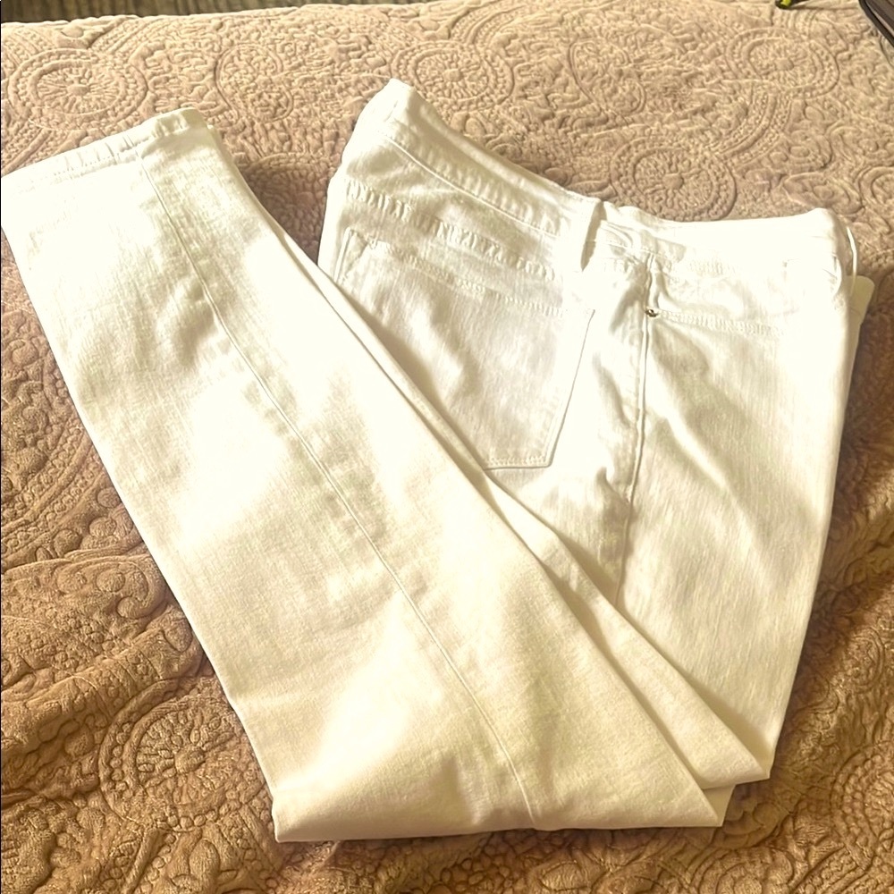FRAME Denim Le Skinny White Straight Leg Jeans Size 32 EUC wardrobe essential